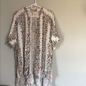 Women’s shirt